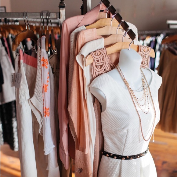 Meet your Posher, Ronnie - Picture 2 of 5